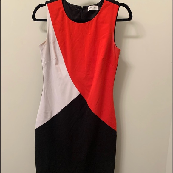 Calvin Klein Sleeveless Color-block Dress - Picture 2 of 5